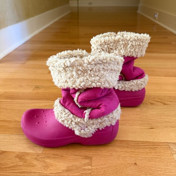 Crocs Nadia Boots in Berry Pink Size 8 - Picture 4 of 16